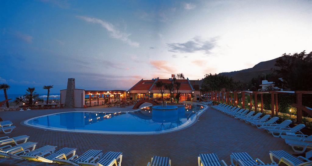 Trevi Village Кампора Сан Джовани Екстериор снимка
