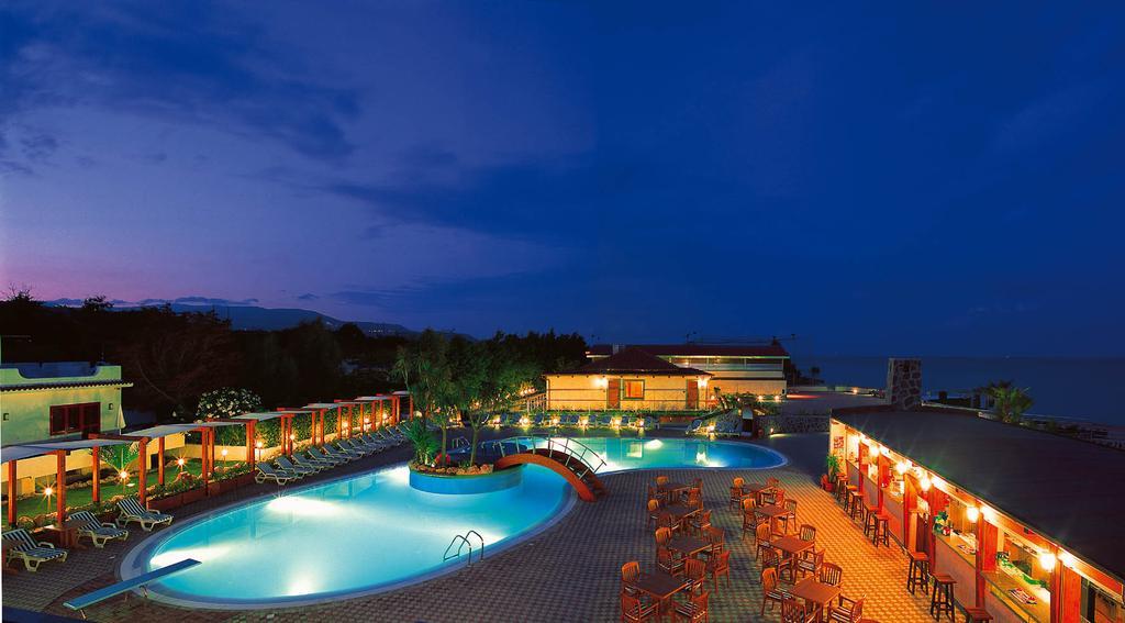 Trevi Village Кампора Сан Джовани Екстериор снимка