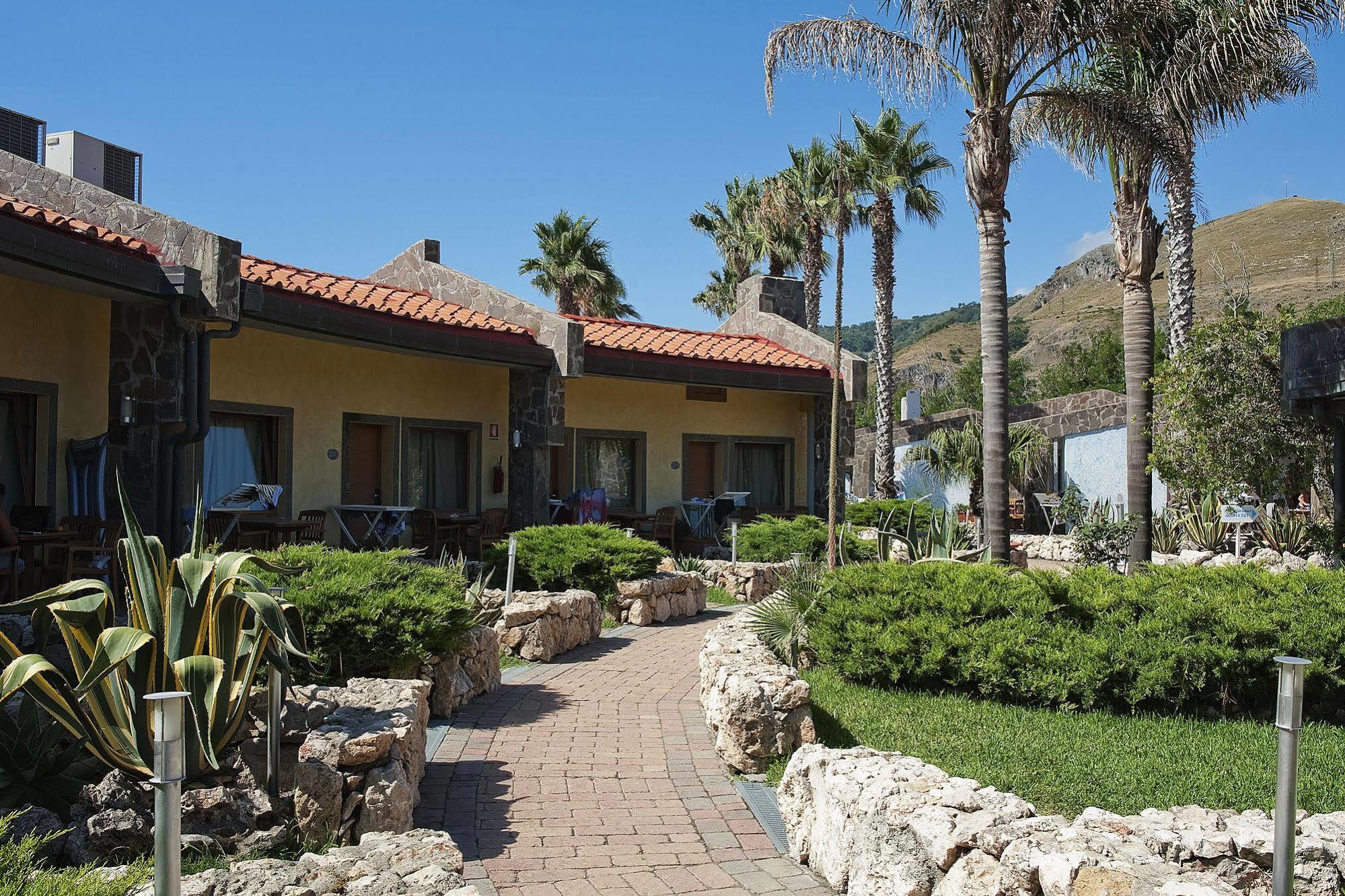 Trevi Village Кампора Сан Джовани Екстериор снимка