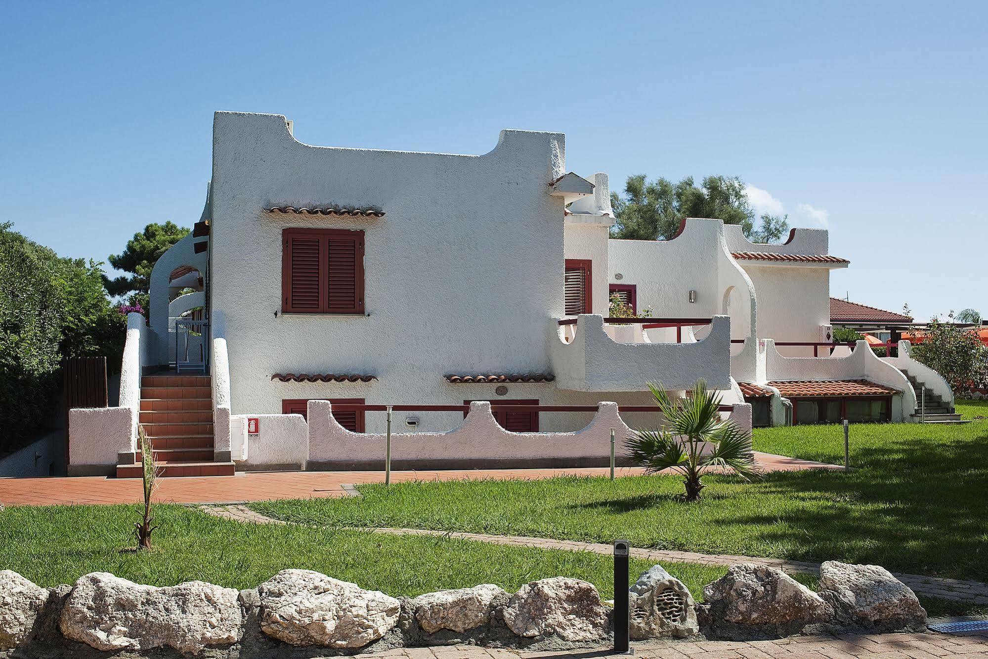 Trevi Village Кампора Сан Джовани Екстериор снимка