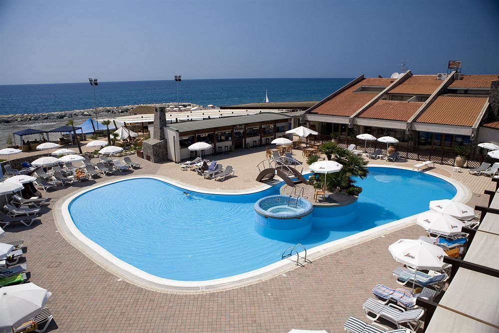 Trevi Village Кампора Сан Джовани Екстериор снимка